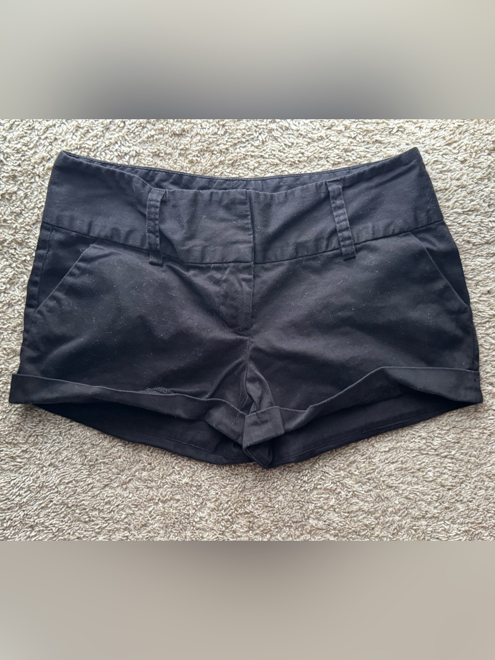 Guess Black Cuffed Stretch Cotton Shorts Size 27